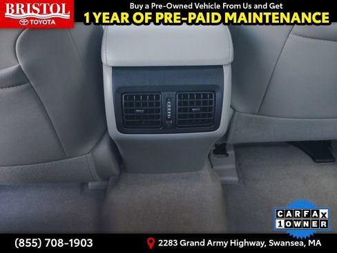 Used 2015 Toyota Camry XLE w/ Advanced Technology Package FWD image 19
