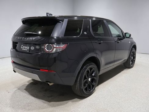 Used 2017 Land Rover Discovery Sport HSE image 2