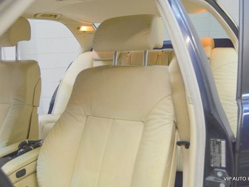 Used 2001 BMW 740iL RWD image 17