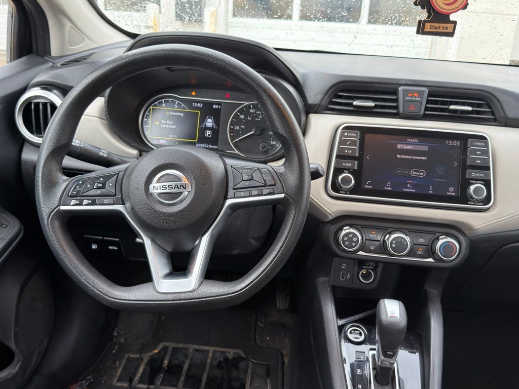 Used 2021 Nissan Versa SV FWD image 11
