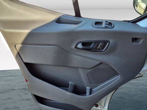 Used 2024 Ford Transit 250 Low Roof w/ Exterior Upgrade Package image 19
