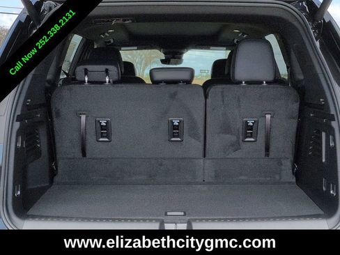 New 2026 GMC Acadia Elevation image 13