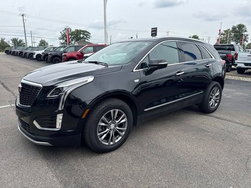 Used 2021 Cadillac XT5 Premium Luxury FWD image 1