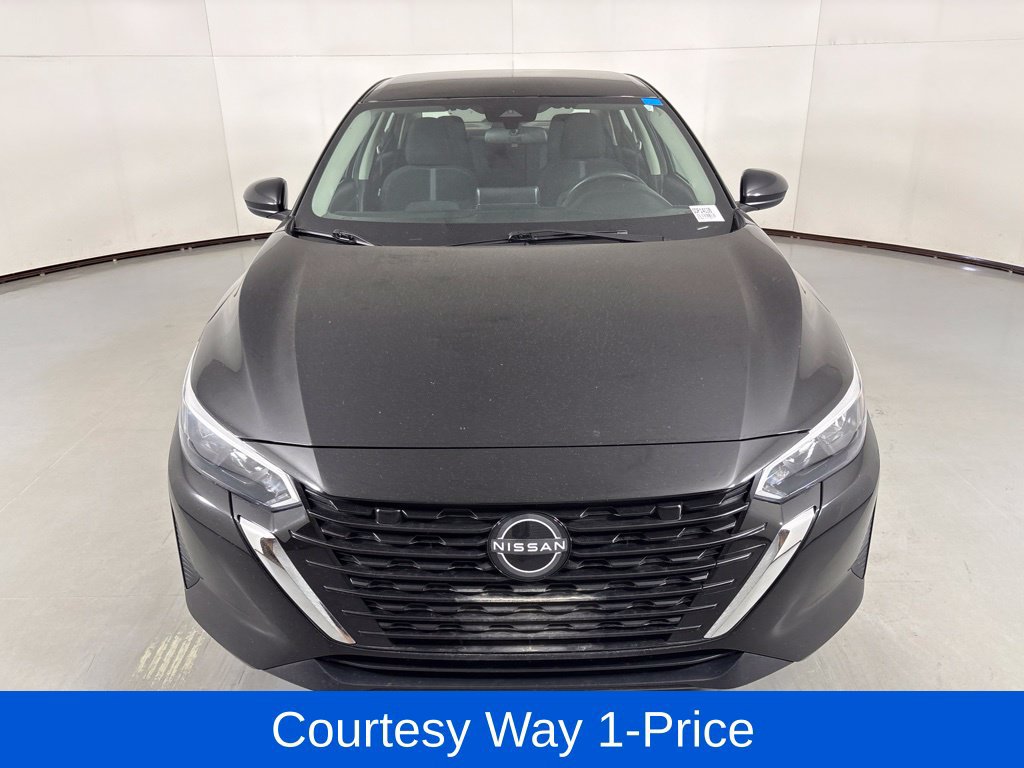 Used 2024 Nissan Sentra SV FWD image 4