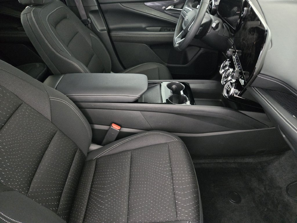 New 2025 Chevrolet Blazer EV LT w/ Midnight/Sport Edition FWD image 16