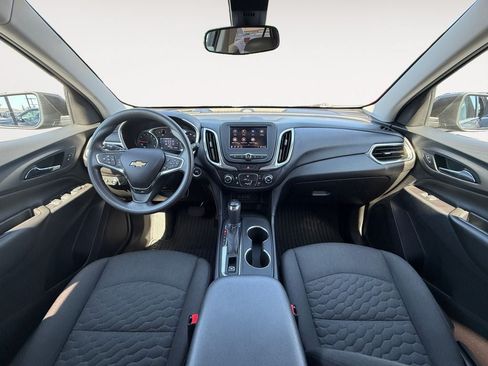 Used 2021 Chevrolet Equinox LT AWD/4WD image 11