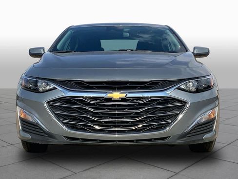 Used 2025 Chevrolet Malibu LS image 4