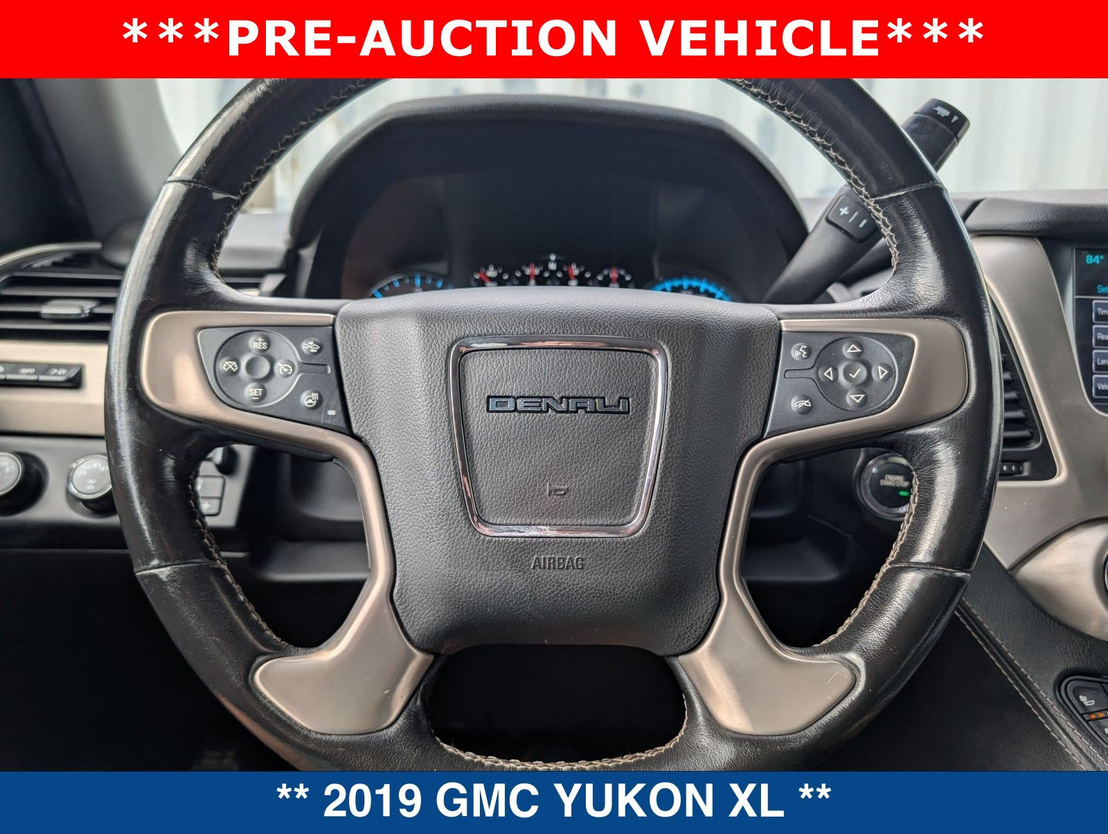Used 2019 GMC Yukon XL Denali AWD/4WD image 29