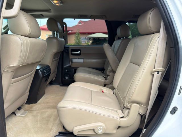 Used 2008 Toyota Sequoia Limited AWD/4WD image 18
