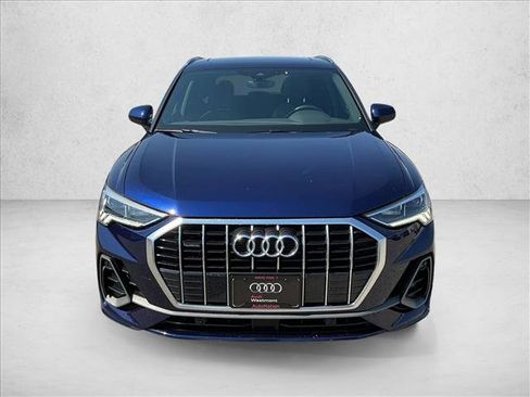 Used 2021 Audi Q3 2.0T Premium Plus w/ Premium Plus Package image 2
