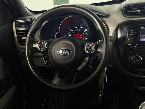 Used 2019 Kia Soul FWD image 33