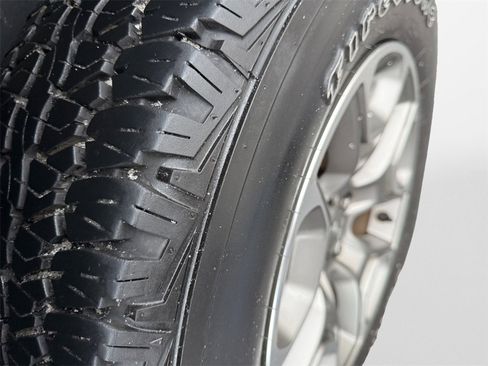 Used 2022 Jeep Cherokee Trailhawk image 19