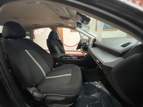 Used 2025 Hyundai Sonata SEL FWD image 15