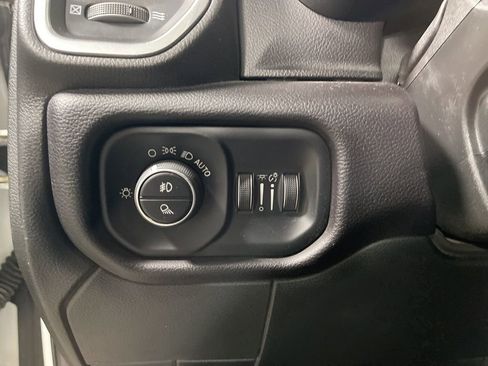 Used 2024 RAM 2500 Laramie image 25