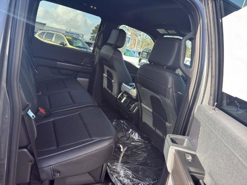 New 2025 Ford F150 Lariat w/ Equipment Group 501A Mid image 21