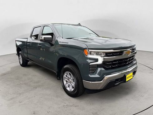 Used 2026 Chevrolet Silverado 1500 LT w/ Leather Package AWD/4WD image 3