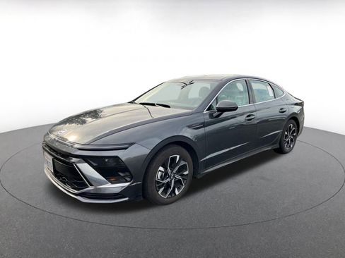 Used 2025 Hyundai Sonata SEL image 3
