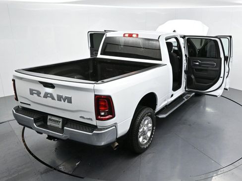 Used 2025 RAM 2500 Big Horn AWD/4WD image 40