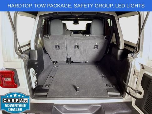 Used 2021 Jeep Wrangler Unlimited Sahara w/ LED Lighting Group AWD/4WD image 23