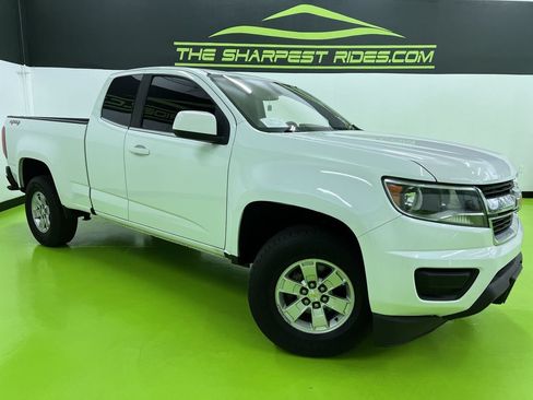 Used 2019 Chevrolet Colorado W/T w/ WT Convenience Package AWD/4WD image 1