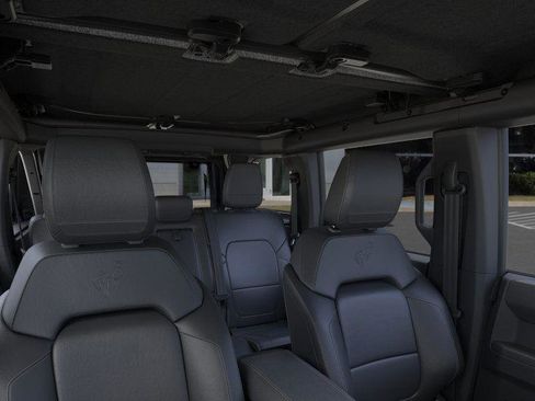 New 2026 Ford Bronco Badlands image 12