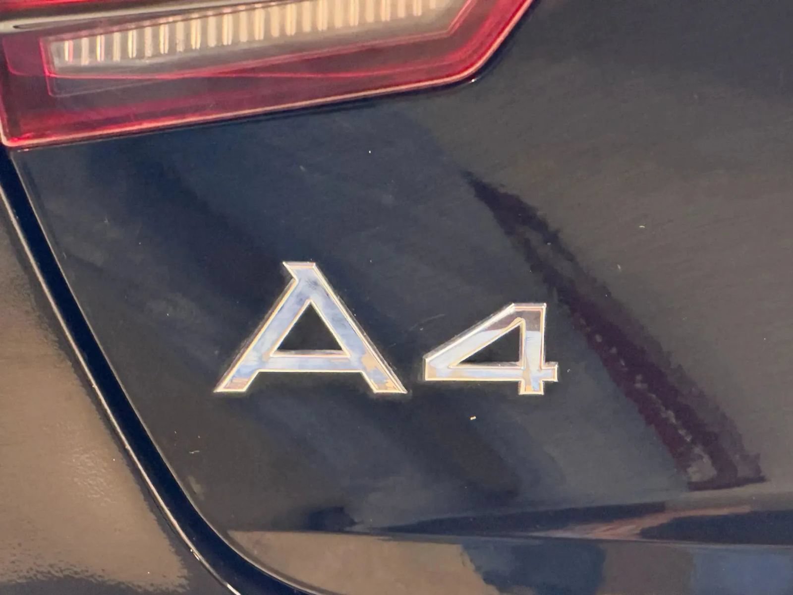 Used 2018 Audi A4 2.0T Premium AWD/4WD image 13