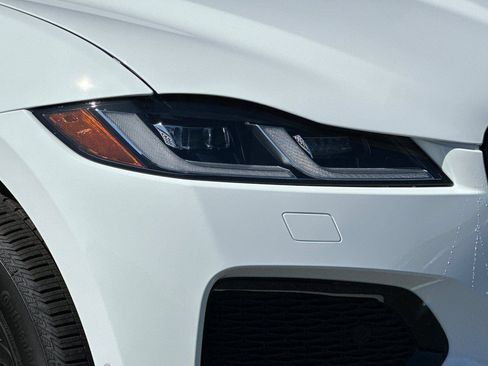 New 2026 Jaguar F-PACE R-Dynamic S AWD/4WD image 8