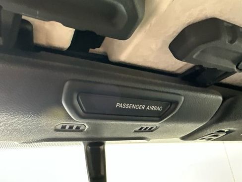 Certified 2023 Jeep Gladiator Sport image 32