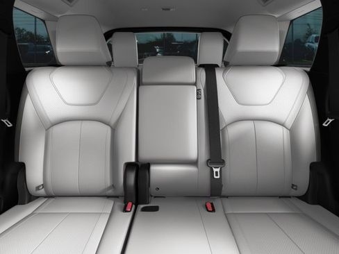 New 2026 INFINITI QX60 Luxe w/ Family Package image 16