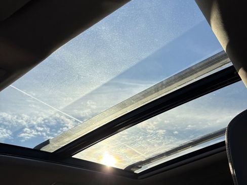 Used 2016 Toyota Highlander Limited Platinum image 14