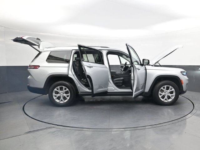 Used 2023 Jeep Grand Cherokee L Limited AWD/4WD image 50