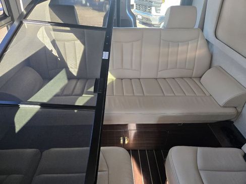 Used 2016 Mercedes-Benz Sprinter 3500 image 28