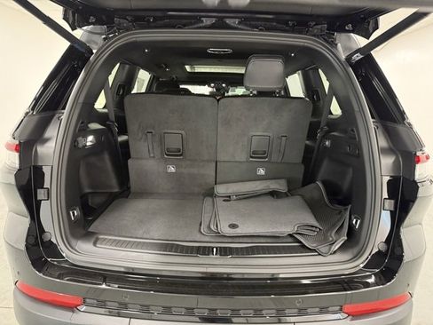 New 2025 Jeep Grand Cherokee L Limited image 7