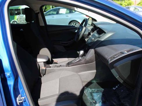 Used 2018 Ford Focus SE FWD image 27