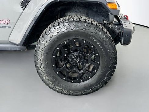 Used 2019 Jeep Wrangler Unlimited Rubicon AWD/4WD image 38