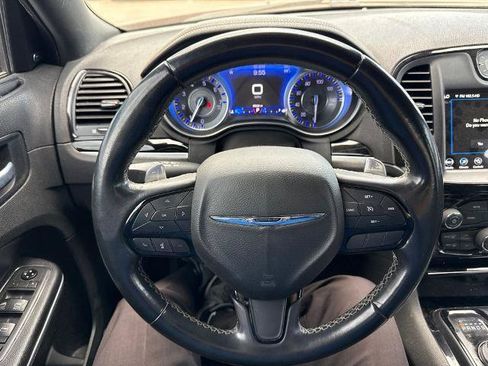 Used 2021 Chrysler 300 S RWD image 7