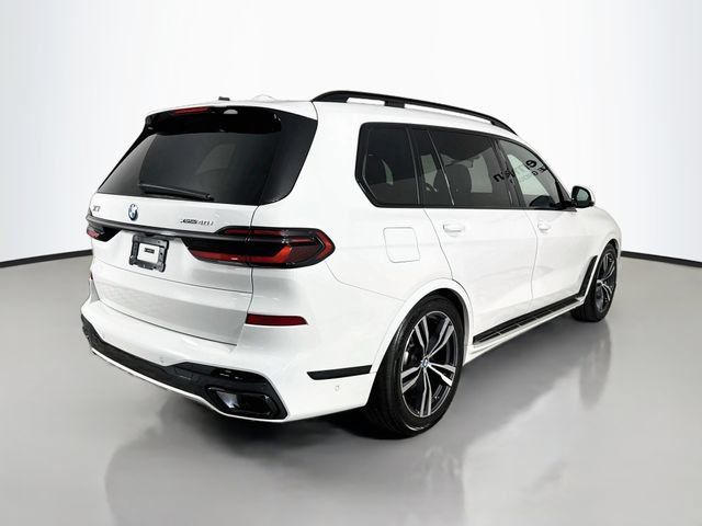 Used 2026 BMW X7 xDrive40i w/ M Sport Package AWD/4WD image 7