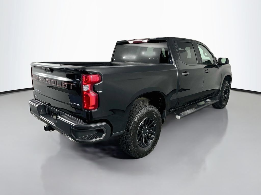 Used 2019 Chevrolet Silverado 1500 Custom Trail Boss w/ Custom Convenience Package AWD/4WD image 7