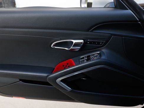 Used 2013 Porsche 911 Carrera 4 image 48