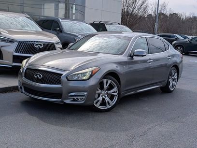 Used 2017 INFINITI Q70 L 3.7