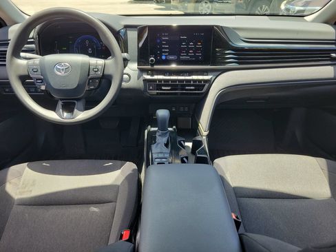 Used 2025 Toyota Camry LE w/ Convenience Package FWD image 13