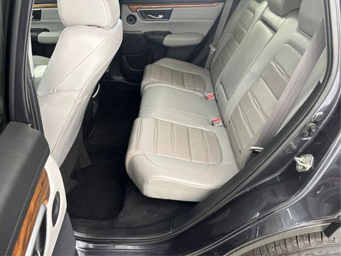 Used 2018 Honda CR-V Touring image 14