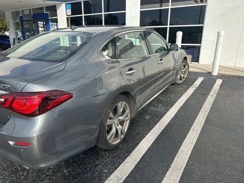 Used 2018 INFINITI Q70 L 3.7 image 3