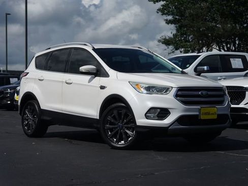 Used 2017 Ford Escape Titanium AWD/4WD image 2