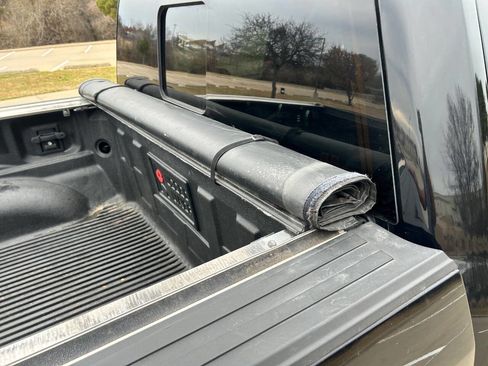 Used 2016 Ford F150 Lariat image 11