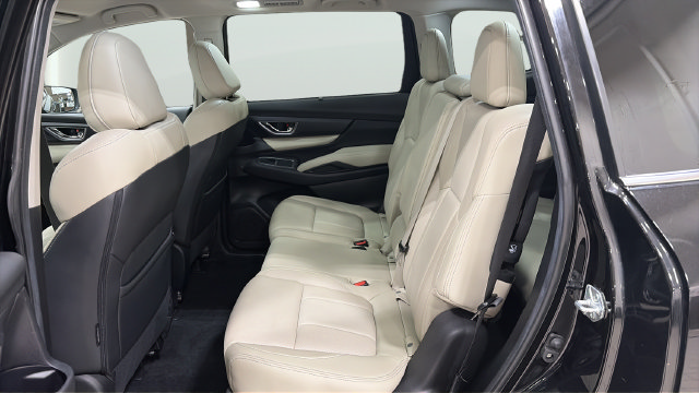 Used 2023 Subaru Ascent Limited AWD/4WD image 16