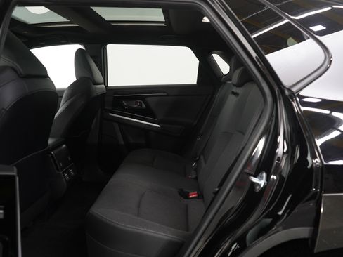 Used 2023 Toyota bZ4X XLE image 17