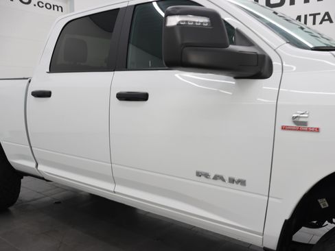 Used 2025 RAM 2500 Big Horn AWD/4WD image 24