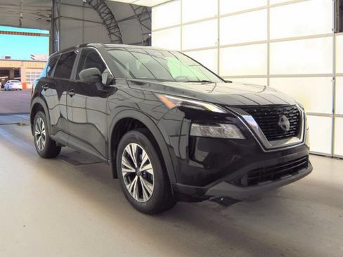 Used 2023 Nissan Rogue SV AWD/4WD image 4