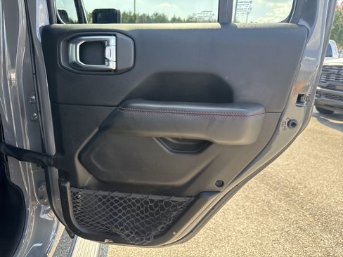 Used 2020 Jeep Wrangler Unlimited Rubicon AWD/4WD image 16
